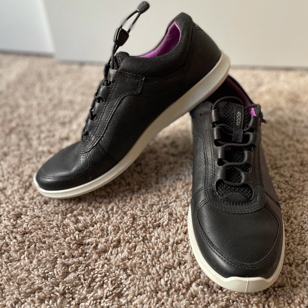 Cole Haan leather - new !